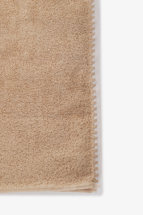 Trimmed Towel (70 x 140 cm)