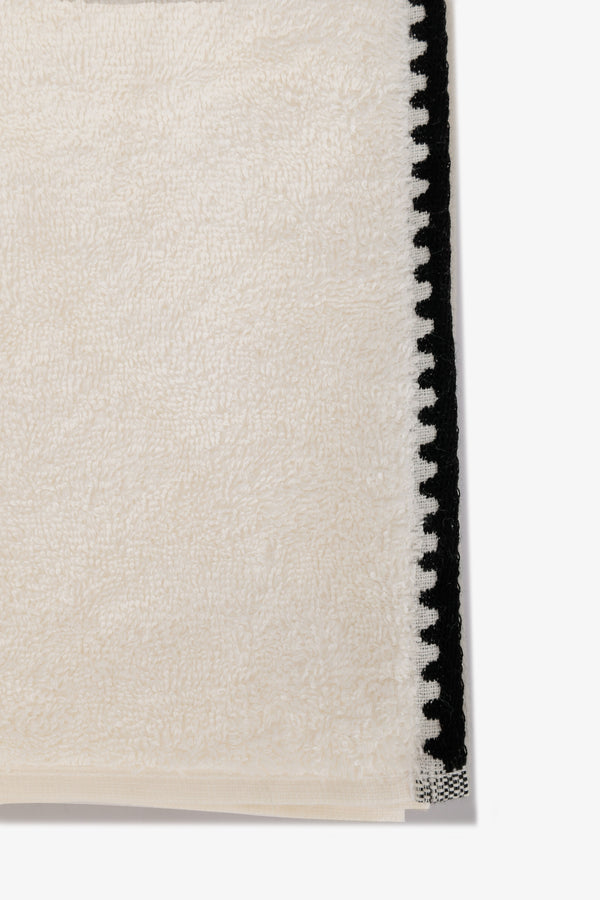 Trimmed Towel (90 x 160 cm)