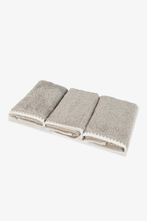 Trimmed Towels (Pack of 3)