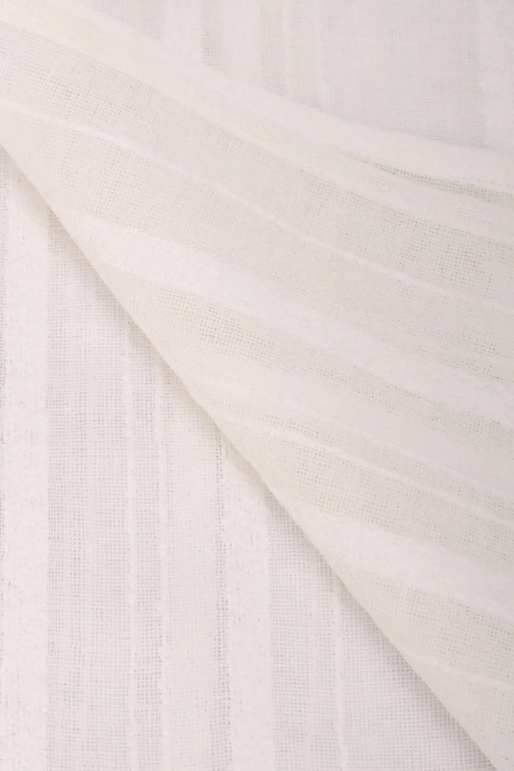 Tufted White Placemat - Carina Home