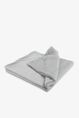 Cozy Fur Throw Blanket