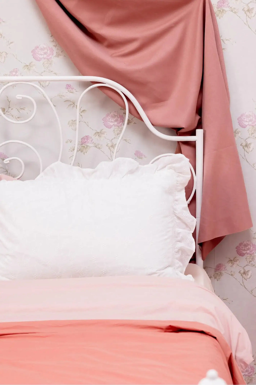 Cotton Floral Embroidery Pillowcases - Carina Home