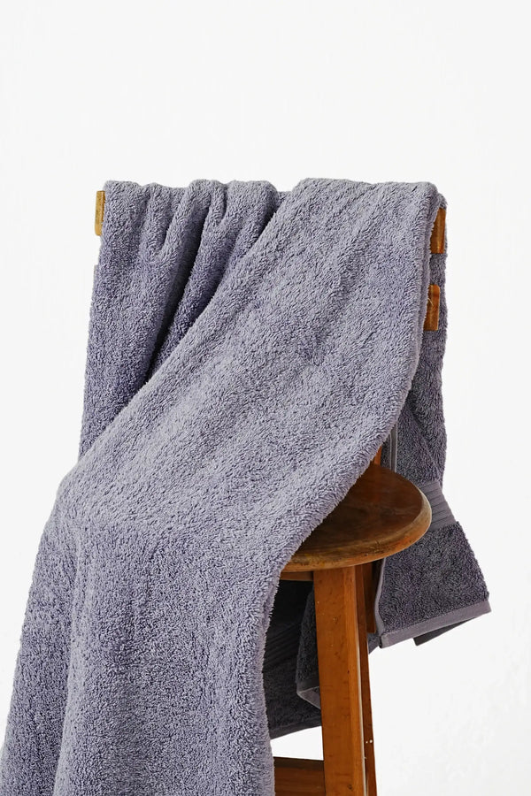 Border Bath Towel (160*90cm) - Carina Home