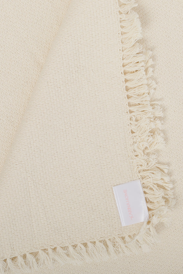 Vanilla Table Runner