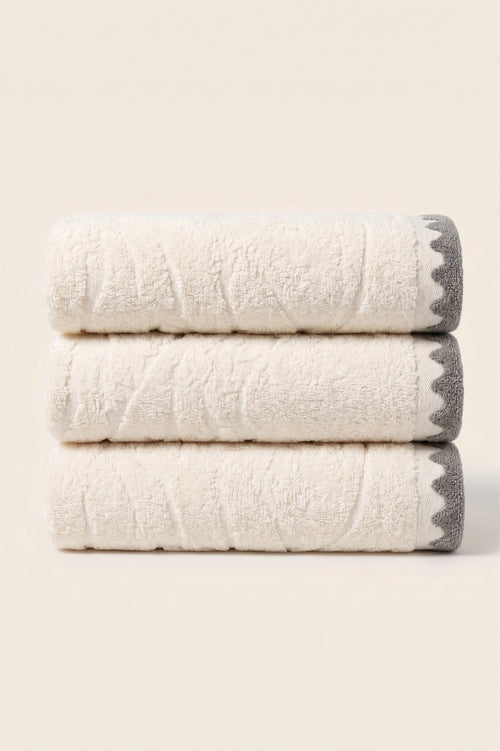 Scalloped Towels (Pack of 3)