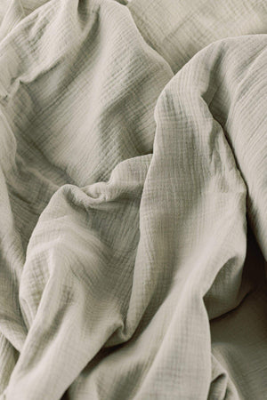 Cozy Crinkle Throw - Carina Home