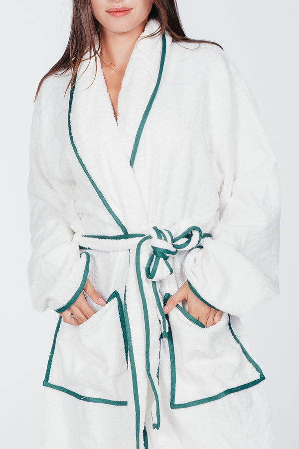 Contrast-Piped Bath Robe