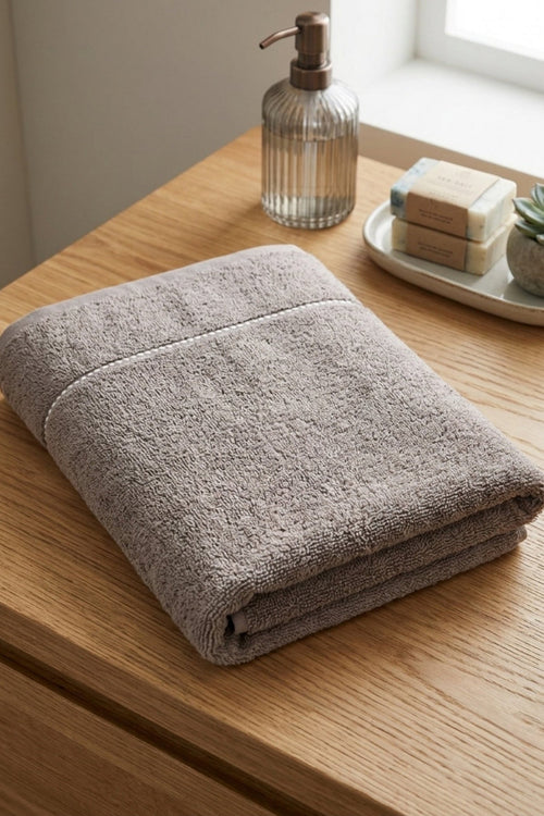 Bordered Bath Towel (70x140cm)