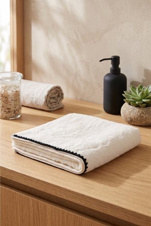 Trimmed Towel (50 x 100 cm)