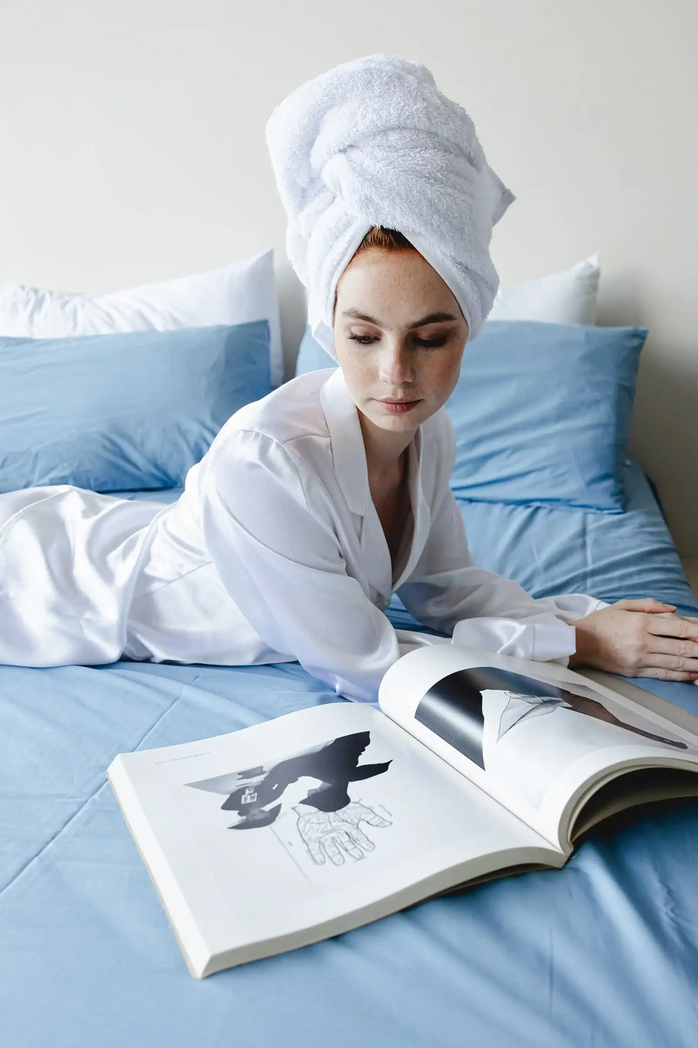 Border Bath Towel (140*70cm) - Carina Home