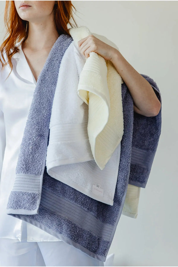 Border Hand Towel (100*50cm) - Carina Home